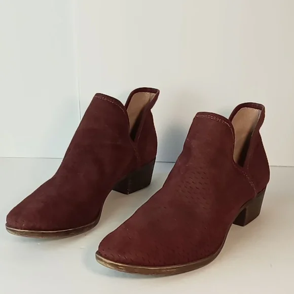 Lucky Brand Baley Booties - Picture 1 of 8